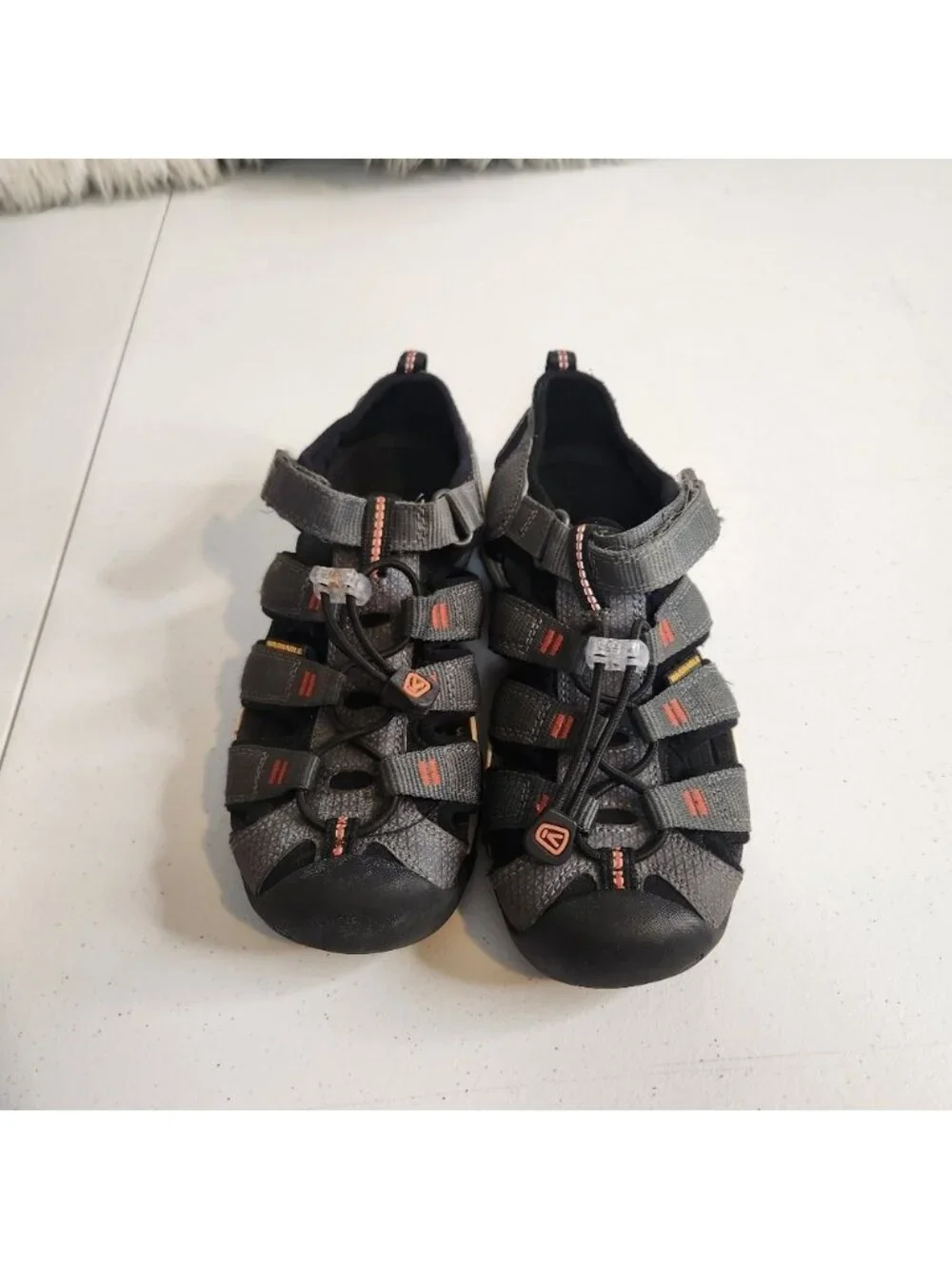 KEEN Newport Neo H2 Magnet Spice Orange Black Youth Kids Size 3 Sandals Shoes